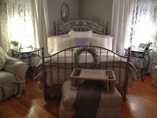 Pennsylvania French: Trying A New Angle Angled Bed Ideas, Corner Bed Ideas, Bed Placement, Diy Towel Rack, Small Guest Room, French Bathroom, Bedroom Furniture Layout, Guest Room Bed, Bed In Corner