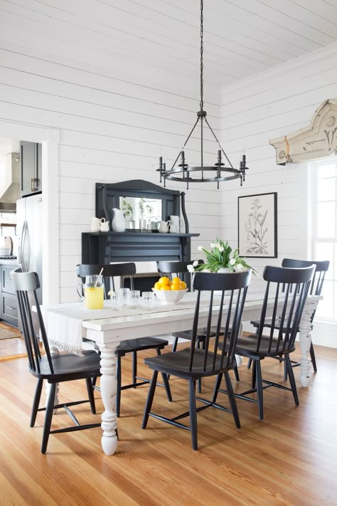 "Add+dimension+with+architectural+salvage."  - CountryLiving.com Farmhouse Dining Rooms Decor, Black Chairs, Rustic Dining Room, Farmhouse Dining Table, The Dining Room, Farmhouse Dining Room, Magnolia Homes, Joanna Gaines, Farmhouse Dining