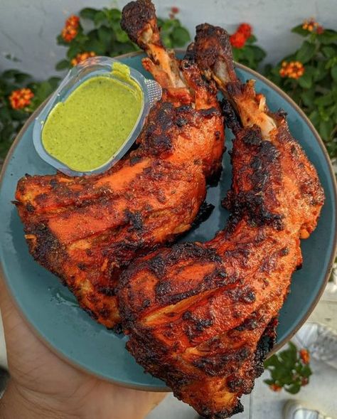 Food From All Around The World, Indian Chicken Tandoori, Marinating Chicken, Bangladeshi Food, Channel Ideas, Tandoori Masala, Indian Chicken, Indian Flag, Indian Restaurant