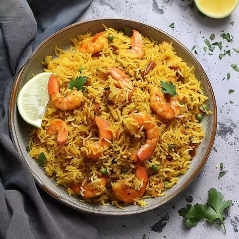 Prawn Pulao Recipe Prawn Pulao Recipe, Easy Supper Recipes, Asian Rice, Pulao Recipe, Rice Dish, Vegetable Curry, Supper Recipes, Ramadan Recipes, Main Course Recipes