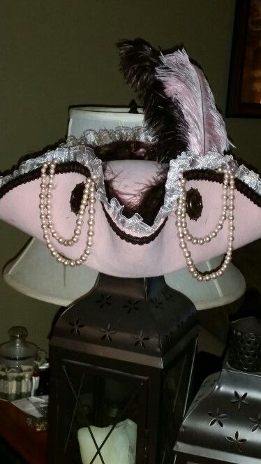 Pink Pirate Aesthetic, Pirate Hat Aesthetic, Diy Pirate Hat, Glorious Masquerade, Pirate Larp, Pirate Captain Hat, Pink Pirate, Pirate Garb, Pirate Wedding