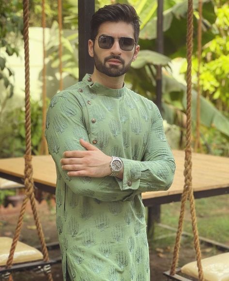 Engagement Dress For Men, Mehandi Outfits, Green Suit Men, Men Dresses, Haldi Ceremony Outfit, Man Wear, Fawad Khan, Wedding Kurta For Men, Groom Dress Men