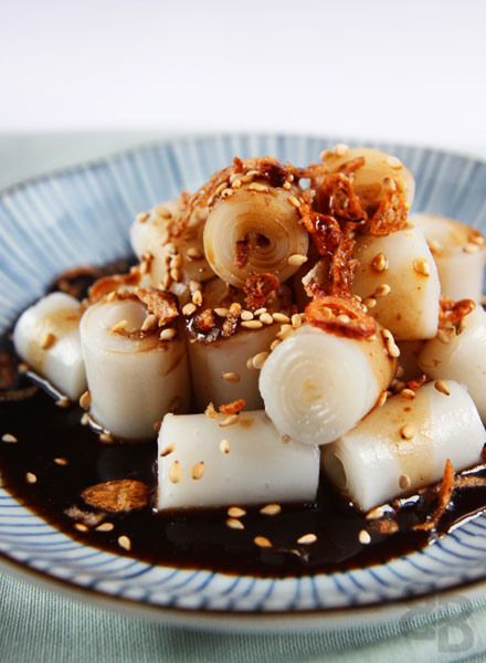 Steamed Rice Rolls, Chee Cheong Fun, Cheong Fun, Damien Rice, Dim Sum Recipes, Rice Rolls, Chinese Dessert, Asian Snacks, Breakfast Bread