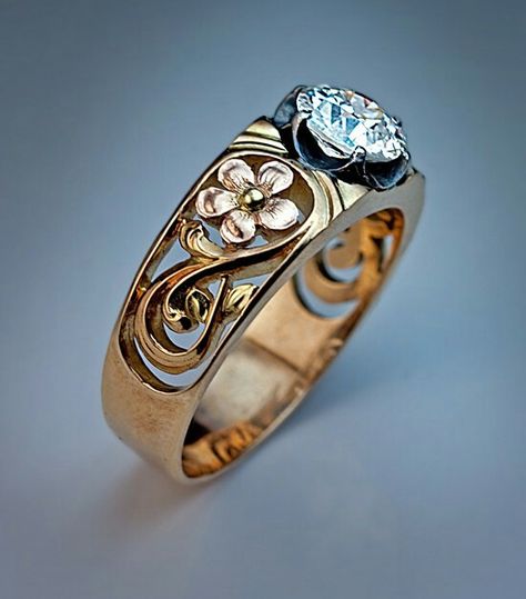 Antique Mens Rings Vintage, Panna Ring, Antique Mens Rings, Art Nouveau Dress, Art Nouveau Ring, Art Nouveau Floral, Mens Rings, Antique Diamond Rings, Fine Diamond Jewelry