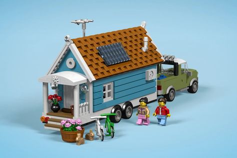 Yurt Home, Yurt Living, Tiny House Blog, Wheel Craft, Lego Modular, Time Of Our Lives, Lego Craft, Lego House, Building Techniques