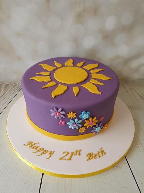 Tangled 18th Birthday Cake, Tangled Birthday Party Cake, Rapunzel Theme Cake, Rapunzel Birthday Cake Simple, Tangled Theme Cake, Tangled Cake Ideas, Tangled Cake Rapunzel, Rapunzel Cake Ideas Simple, Pastel Rapunzel