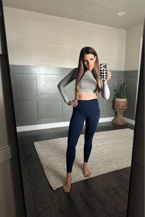 Align Leggings Outfit Navy Workout Outfit, Navy Lululemon Leggings Outfit, Lululemon Leggings Outfit, Lululemon Athleisure, Navy Workout, Athleisure Outfit, Align Leggings, Cropped Shirt, Athleisure Outfits