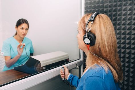 Researchers developed a method, based on word recognition, to estimate a loss of nerve functioning in the inner ear that can cause hearing problems. Speech And Hearing, Vestibular System, Auditory Processing, Middle Ear, Hearing Problems, Hearing Health, Inner Ear, Processing Disorder, Ear Care