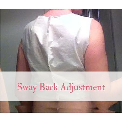 The Sway Back issue happens when there is too much excess fabric at the back around the waistline but the front fits ok. Sway Back Adjustment, Sew Shirt, Sewing Dresses For Women, Pattern Making Tutorial, Back Adjustment, Sway Back, Fabric Shopping, Sewing Alterations, Sewing Crafts Tutorials