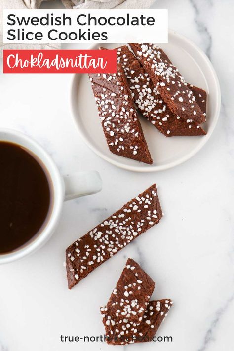 Chokladsnittar on a marble surface with a cup of coffee. Scandinavian Desserts, Slice Cookies, Swedish Cookies, Swedish Chocolate, Chocolate Slice, Scandinavian Food, German Recipes, Caramel Cookies, Swedish Recipes