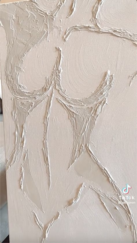 Textured Body Painting, Painting Of A Sculpture, Cool Plaster Art, Aesthetic Room Paintings Canvas, Textured Word Art, Plaster Art Aesthetic, Paintings With Plaster, Textured Body Art, Cool Rugs For Bedroom Modern