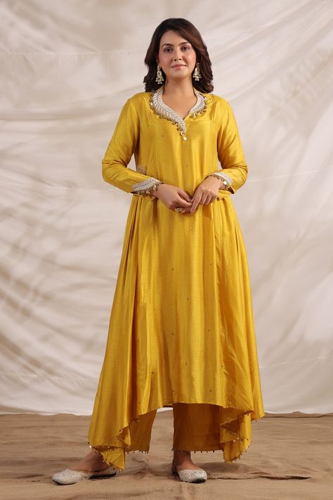 Shop for these amazing collections of Yellow Silk Embroidered Zardozi And Sequin Work V Pankh Anarkali & Palazzo Set For Women by Label Niti Bothra online at Aza Fashions. Silk Kurti Designs, Yellow Kurta, Kaftan Designs, Anarkali Dress Pattern, Long Kurti Designs, Kurta Neck Design, Palazzo Set, Kurta Designs Women, Yellow Silk