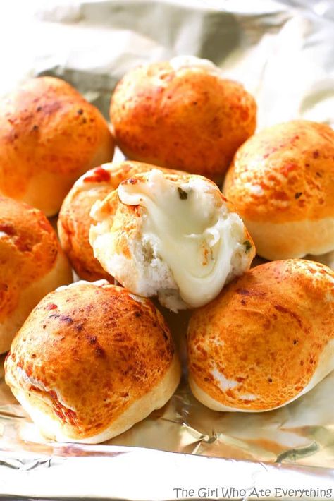 Mozzarella Puffs The Girl Who Ate Everything, Puff Recipe, Tailgating Recipes, Tailgate Food, Appetizer Dips, Bread Rolls, Mozzarella Cheese, The Girl Who, Appetizer Snacks