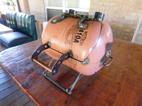 Gas Bottle Bbq, Bbq Grill Diy, Custom Bbq Grills, Homemade Grill, Grill Ideas, Portable Charcoal Grill, Diy Grill, Bbq Grill Design, Propane Grill