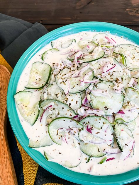 Cucumber Salad With Mayo, Healthier Sides, Reunion Recipes, Cucumber And Onion Salad, Onion Salad Recipe, Cucumber And Onion, Mayonnaise Dressing, Picnic Side Dishes, Salad Appetizer Cups