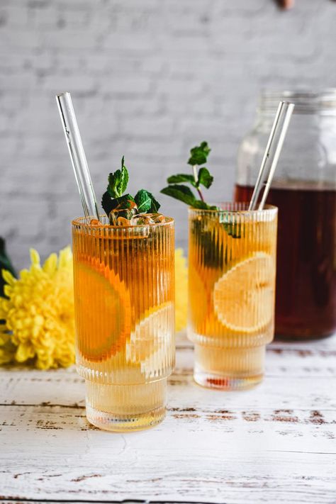 Sun Tea Recipe, Sun Tea Recipes, Tea Branding, Catchy Name, Gallon Jars, Sun Tea, Orange Tea, Iced Tea Recipes, Main Squeeze