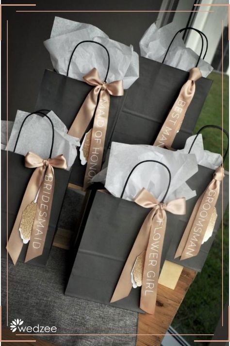 Chic Bridal Party, Bridal Party Gift Bag, Groomsmen Gift Bags, Wedding Party Gift Bags, Bridesmaid Gift Bags, Best Man Gift, Wedding Party Gift, Wedding Groomsmen, Party Gift Bags