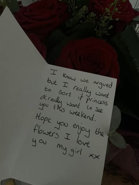 Grand Gestures Of Love Ideas, Rose Day Snap, Boyfriend Spoiling Girlfriend, Spoiled Girlfriend Aesthetic, Grand Gestures Of Love, Spoiled Girlfriend Goals, Romantic Bf, Chill Pics, Spoiled Girlfriend