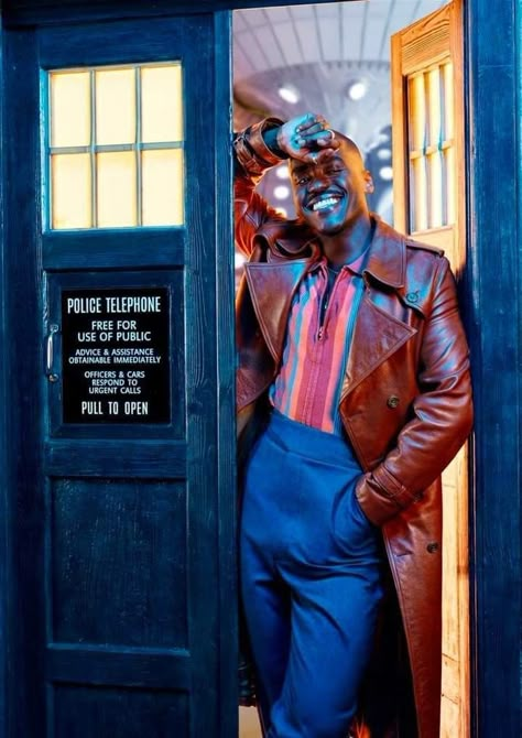 15th Doctor, Doctor Who Aesthetic, Dr Who Companions, Ncuti Gatwa, Tardis Art, Doctor Who Cast, Doctor Who Wallpaper, Sarah Jane Adventures, Doctor Who Cosplay