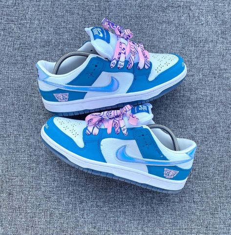 Nike sb dunk low born x raised Size 43 Dm 4price +255743409264 We Deliver Worldwide🌏 “MIKAZO🏦Fa life” Born X Raised, Nike Sb Dunk Low, Nike Tennis, Sb Dunk Low, Nike Sb Dunks Low, Nike Sb Dunk, Sb Dunk, August 10, Dunk Low