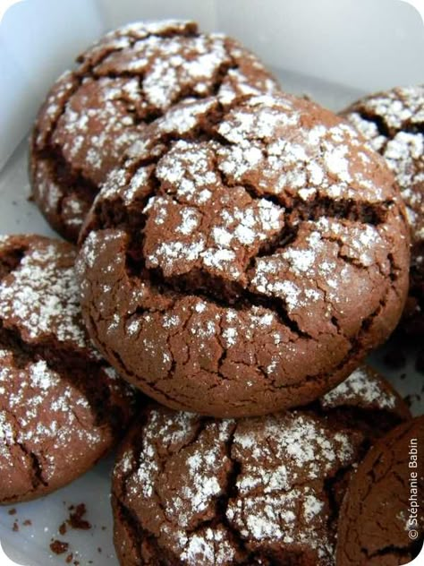 Crinkles (biscuits extra-moelleux au chocolat) – Les Recettes Gourmandes Lobster Biscuits, Gluten Free Brownies Recipe, Red Lobster Biscuits, Desserts With Biscuits, Quick Easy Desserts, Red Lobster, Biscuits Cookies, Biscuit Cookies, Cookies Recipes