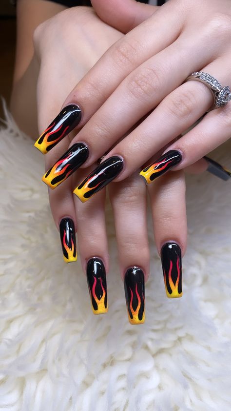 Black Fire Nails, Racing Nails, 2023 Nails, Goth Nails, Nail Idea, Black Fire, Sparkly Nails, Fire Nails, Accent Nails