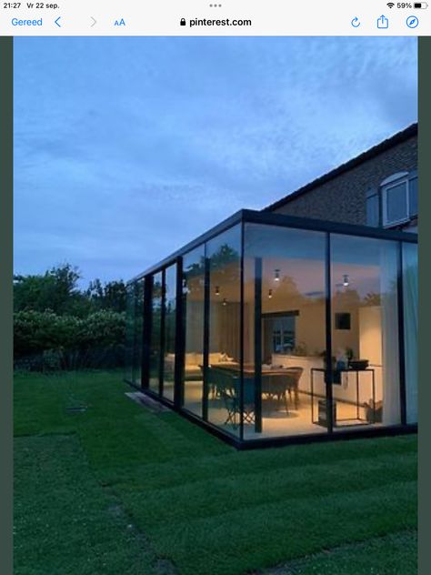 Glass Room Extension, Glass Sunroom, Small House Extensions, Extension Veranda, Modern Conservatory, Garden Room Extensions, Glass Extension, Room Extensions, Sunroom Designs