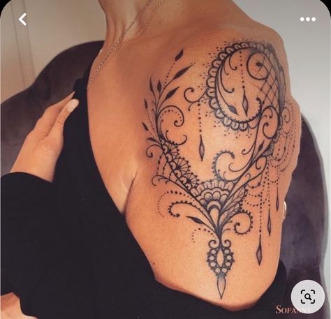 Tattoos Between Breast, Lace Sleeve Tattoos, Mandala Tattoos For Women, Feminine Shoulder Tattoos, Hand And Finger Tattoos, Hip Tattoos Women, Tasteful Tattoos, Leg Tattoos Women, Dope Tattoos For Women