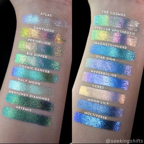 Duo Chrome Makeup, Cosmic Makeup, Wishlist Aesthetic, Idea Man, Multichrome Eyeshadow, Funky Makeup, Indie Makeup, Alien Girl, Au Ideas