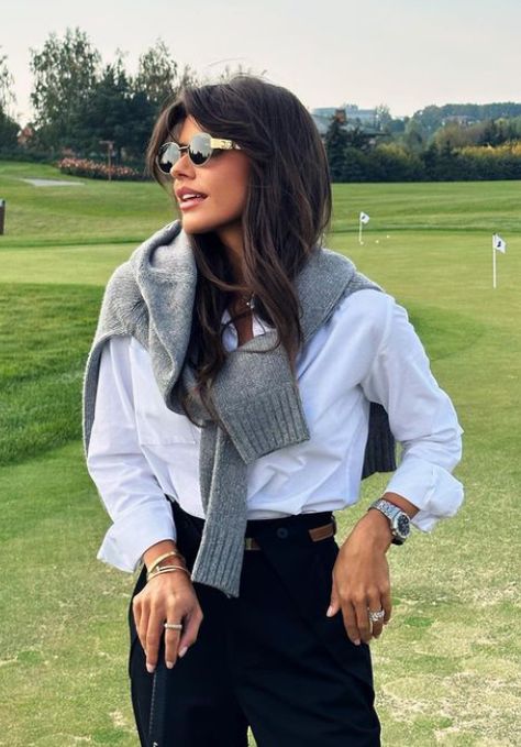 Skandinavian Fashion, Old Money Style, Golf Outfits Women, Mode Inspo, Professional Outfits, Fashion Mode, Mode Inspiration, Golf Outfit, Office Outfits