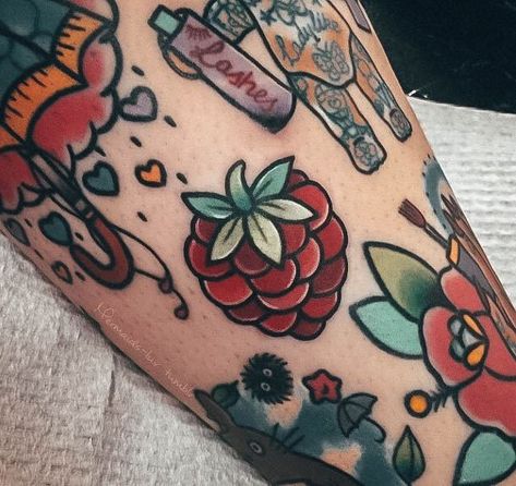 Top 100 Best Raspberry Tattoos For Women - Rubus Fruit Design Ideas Traditional Fruit Tattoo, Raspberry Tattoos, Fruit Tattoos, Raspberry Tattoo, Tropical Tattoos, Blackberry Tattoo, Traditional Tattoo Woman, Tropical Tattoo, Fruit Tattoo