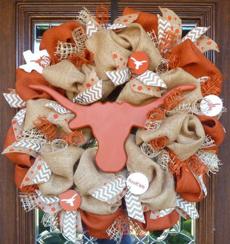 Ut Longhorns Decorations, Texas Longhorn Wreath, Ut Wreath, Texas Wreath, Long Horns, Burlap Mesh Wreath, Wooden Logo, Ut Longhorns, Burlap Door Hangers