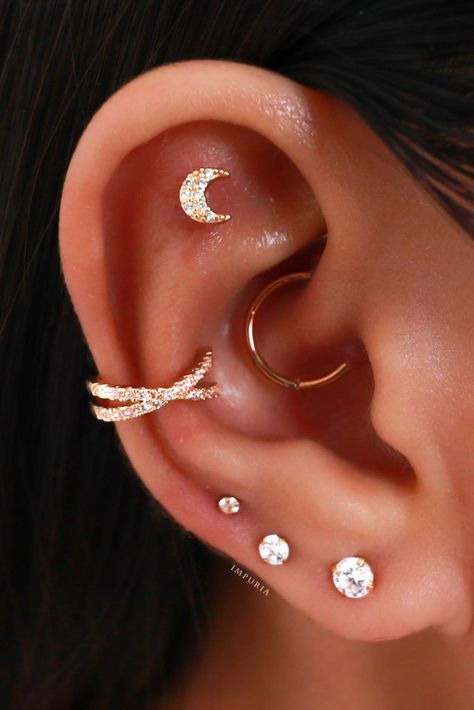 Cute Ear Piercing Combination Curation Ideas for Cartilage Daith Rook – Impuria Ear Piercing Jewelry Ušný Piercing, Ear Piercing Combinations, Minimalist Ear Piercings, Unique Ear Piercings, Ear Piercing Ideas, Ear Peircings, Ear Piercings Chart, Ear Piercing Jewelry, Cool Ear Piercings