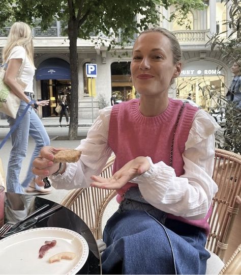 European Spring Outfits, European Spring, Mode Pastel, Outfit Links, Copenhagen Street Style, Copenhagen Style, Looks Street Style, Mode Inspo, Mode Inspiration