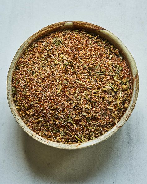 a blend of cajun seasoning in a round white bowl Salad Seasoning, Cajun Seasoning Recipe, Cajun Sauce, Homemade Cajun Seasoning, Homemade Spice Mix, Caesar Salad Recipe, Cajun Cooking, Homemade Spices, Homemade Seasonings