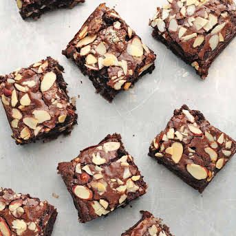 Almond Joy Brownies, Almond Slice, Sweet Bar, Almond Joy, Best Brownies, Brownies Recipe, Cookie Bar Recipes, Baking Sweets, Chocolate Brownies