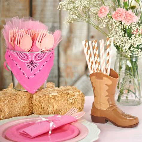 Pink Cowgirl Birthday Party, Pink Cowgirl Birthday, Horse Theme Birthday Party, Rodeo Birthday Parties, Rodeo Party, Horse Birthday Parties, Farm Themed Birthday Party, Western Birthday, Rodeo Birthday