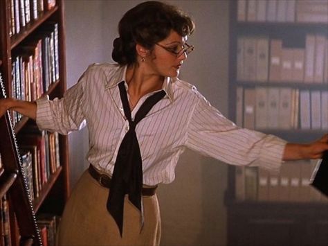 To celebrate National Libraries Day 2016, staff at the BFI Reuben Library nominate their top 10 librarians in film and television. 40s Mode, Mummy Movie, Librarian Style, Librarian Chic, Academia Outfits, Dark Academia Fashion, Fashion 90s, Academia Fashion, The Mummy