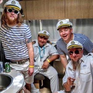 Rock Outfit Ideas, Yacht Attire, Rock Party Outfit, Yacht Rock Party, Yacht Party Outfit, Rock Costume, Yacht Rock, Best Yachts, Yacht Wedding