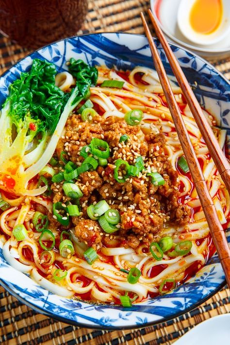 Tantanmen Ramen Recipe, Tantan Ramen, Dandan Noodles, Tantanmen Ramen, Chili Bean, Pork Pasta, Closet Cooking, Pork Chili, Ramen Recipe