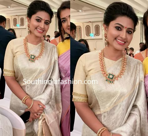 Actress Sneha Jewellery, Actress Sneha Blouse Design, Sneha Prasanna Jewellery, Actress Sneha In Silk Saree, Traditional Gold Jewellery, Sneha Prasanna, Actress Sneha, Round Boat, Gold Saree