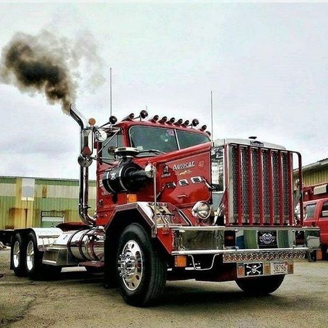 We love Autocars! Who else does?  #autocar #diesellife #trucklife #rollingcoal #dieselnation #truckerforlife #truckstop #iceroadtruckers #cdljobs #cdlhunter @cdlhunter Autocar Trucks, Heavy Construction Equipment, Classic Tractor, Custom Big Rigs, Custom Truck, Show Trucks, Heavy Duty Trucks, Truck Art, Big Rig Trucks