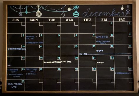 January Calendar Aesthetic, Calendar Chalkboard, Chalkboard Wall Calendars, Chalkboard Inspiration, Calendar Doodles, Chalkboard Projects, Chalkboard Calendar, Dry Erase Board Calendar, Whiteboard Calendar