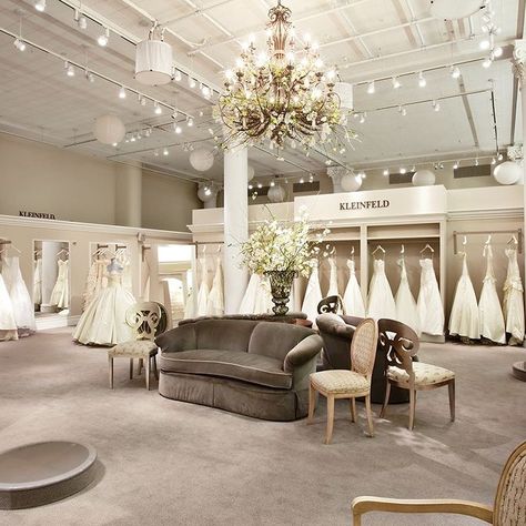 Bridal Shop Interior, Bridal Shop Decor, Bridal Shop Ideas, Bridal Boutique Interior, Wedding Salon, Store Design Boutique, Wedding Dress Store, Kleinfeld Bridal, Bridal Store