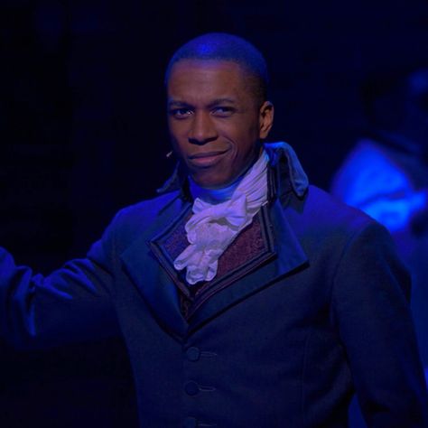 Hamilton Matching Icons, Hamilton Playlist Cover, Aesthetic Hamilton, Hamilton The Musical, Hamilton Musical Aesthetic, Hamilton Aaron Burr, Hamilton Pfp Funny, Hamilton Aesthetic Icons, Hamilton Pfp