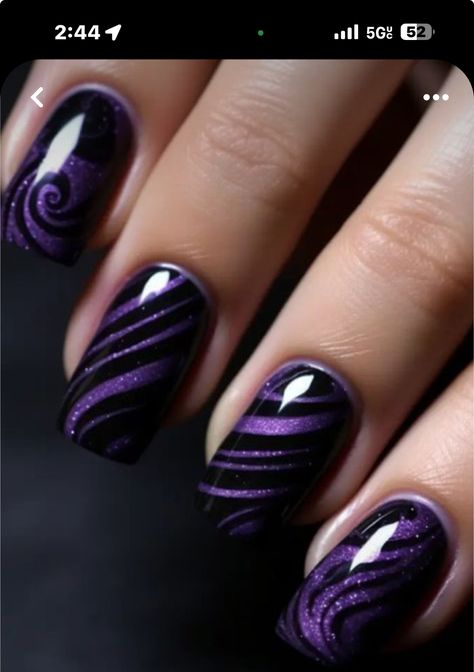 Dark Purple Nail Designs, Interesting Nails, Black And Purple Nails, Ongles Gel Violet, Purple Nail Art Designs, Purple Gel Nails, Dark Purple Nails, Purple Glitter Nails, Almond Acrylic