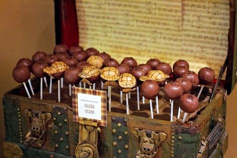 Love these cake pops at a Sherlock Holmes themed party with Such Great Ideas via Kara's Party Ideas KarasPartyIdeas.com Doctorate Party, Sherlock Holmes Party, Sherlock Birthday, Sherlock Party, Mystery Ideas, Sherlock Meme, Rehearsal Dinner Themes, Party Themes Ideas, Detective Party