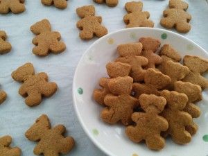 Graham Recipe, Graham Cracker Recipes, Homemade Dry Mixes, Graham Cracker Cookies, Teddy Grahams, Homemade Graham Crackers, Happy Autumn, Homemade Crackers, Kids Homemade