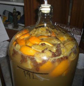 Mead Wine Recipes, Honey Mead, Mead Wine, How To Make Mead, Mead Recipe, Hard Apple Cider, Orange Clove, Homemade Wine, Home Brewing Beer