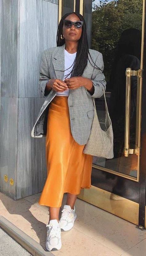 Slip Skirt Blazer Outfit, Slip Skirt With Blazer, Slip Skirt Winter Outfit, Blazer On Skirt, Blazer With Skirt Outfits, Slip Skirt Outfit Fall, Skirt Blazer Outfit, Blazer Skirt Outfit, Slip Skirt Outfit